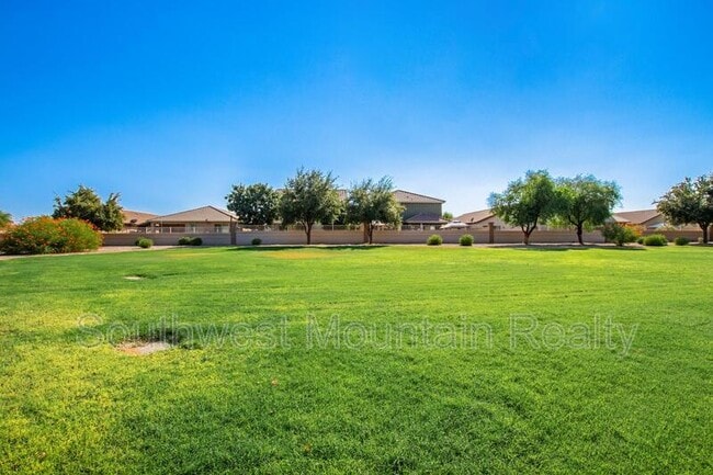 Building Photo - 1098 W Oak Tree Ln