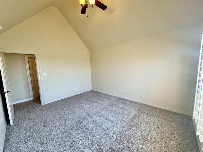 Building Photo - *COMING SOON* Luxurious 2-Story Home in Gated Stone Oak Community – Pool & Lawn Care Included