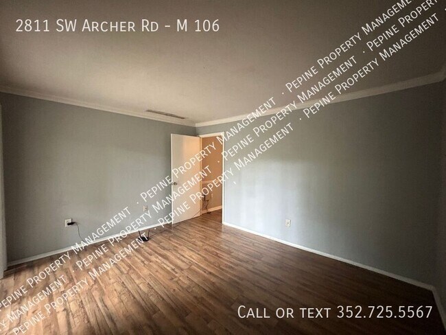 Building Photo - 2811 SW Archer Rd