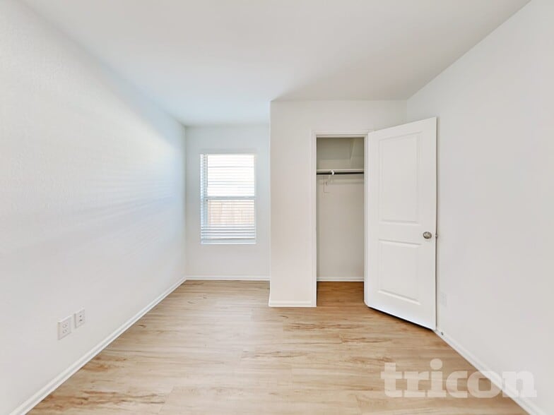Building Photo - 18607 Rosehill Pr Dr