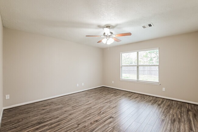 Building Photo - 16030 Arapaho Bend Ln