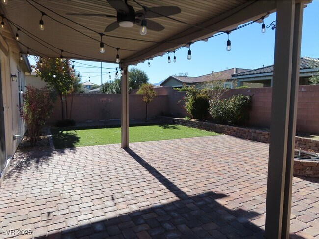 Building Photo - 2771 Alta Vista St