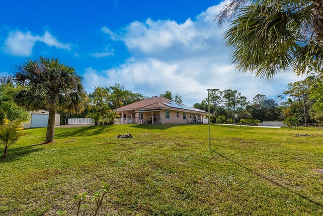 Building Photo - 13577 52nd Ct N