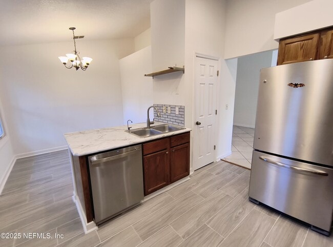 Building Photo - 13636 Capistrano Dr S