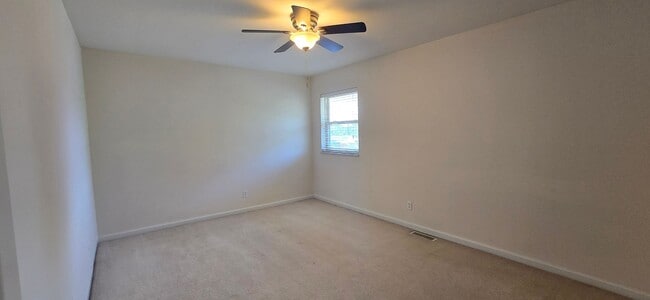Building Photo - Condo for Rent in University City