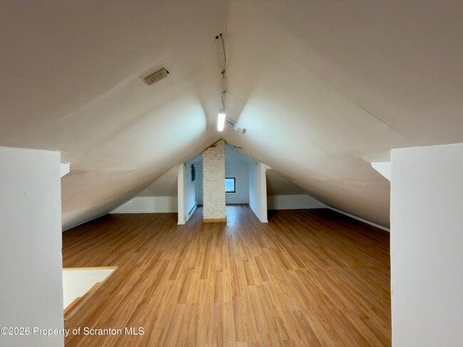 Building Photo - 536 Moosic Rd
