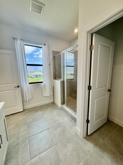 Building Photo - 14043 SW Thorens Dr