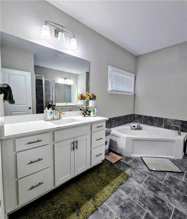 Building Photo - 3145 Black Reins Dr