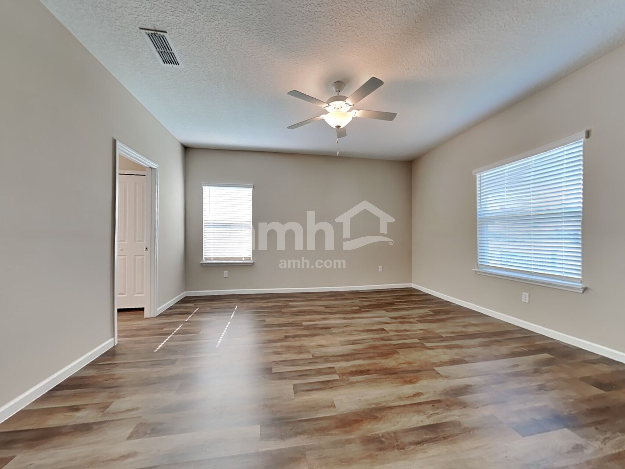 Building Photo - 82 Hemlock Point