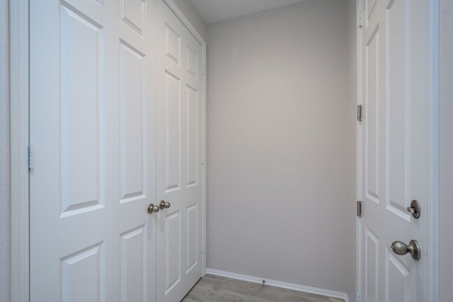 Building Photo - 11798 Glenridge Rd