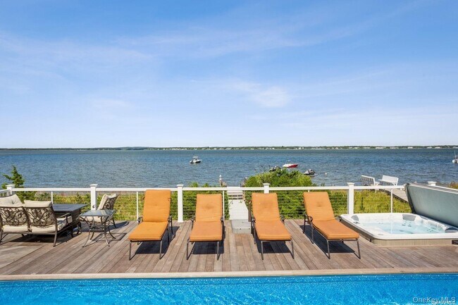 Building Photo - 676 Dune Rd