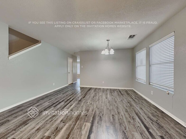 Building Photo - 7914 Modesto Dr