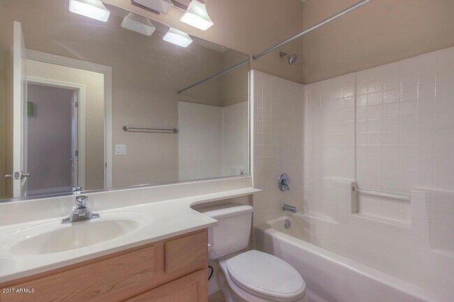 Building Photo - 3693 E Remington Dr