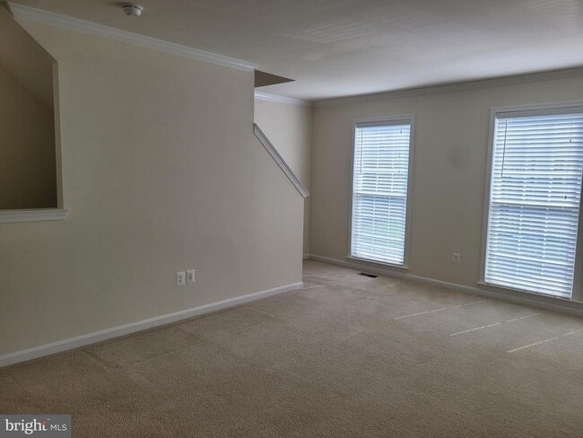 Building Photo - 25117 Sweet Myrtle Square