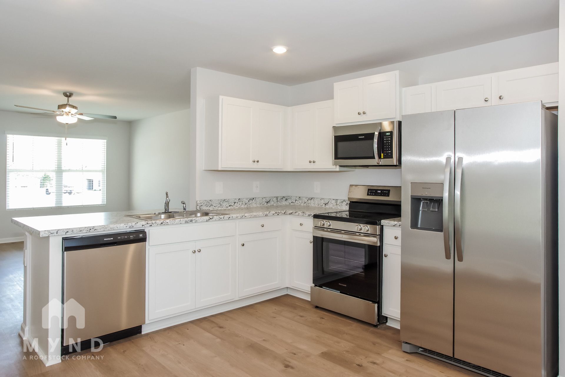 Building Photo - 161 Olde Hearth Rd