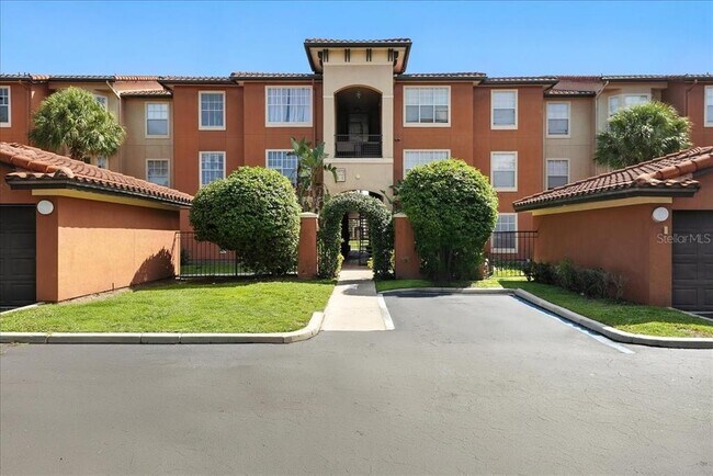 Primary Photo - 5572 Metrowest Blvd