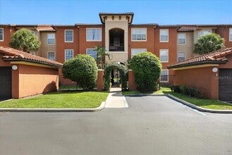 Building Photo - 5560 Metrowest Blvd