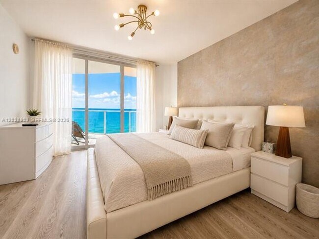 Building Photo - 16699 Collins Ave