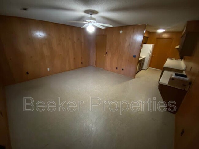 Building Photo - 3615 34th Ave