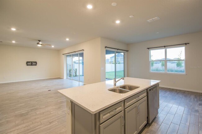 Building Photo - 13354 Panama Beach Ct