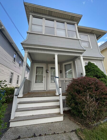 Building Photo - 20 S Dove St