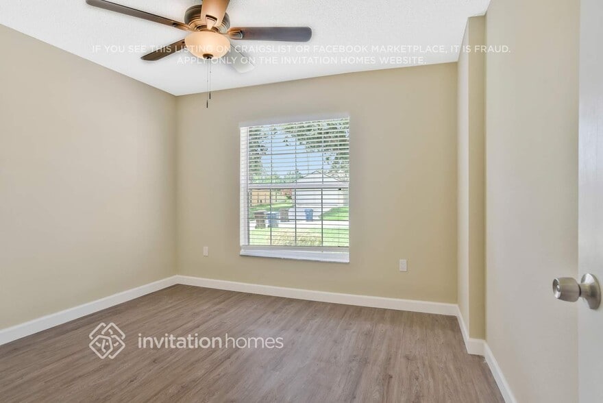 Building Photo - 170 China Berry Cir