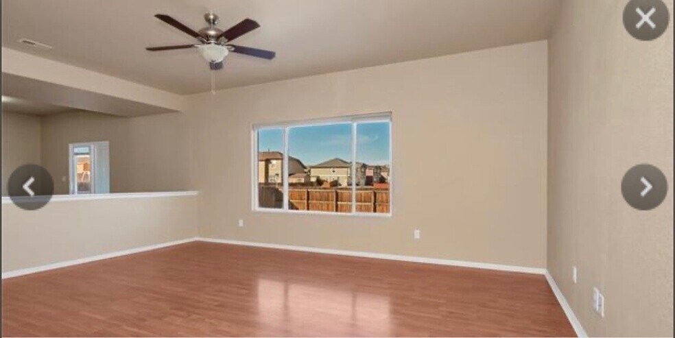Building Photo - 10260 Deer Meadow Cir