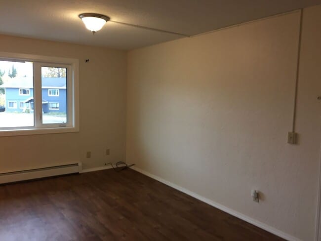 Building Photo - 193 Palace Cir