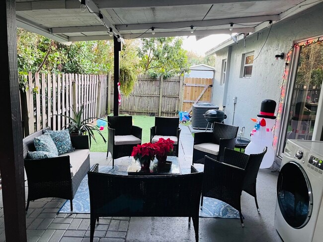 Building Photo - 3451 48th Ln S