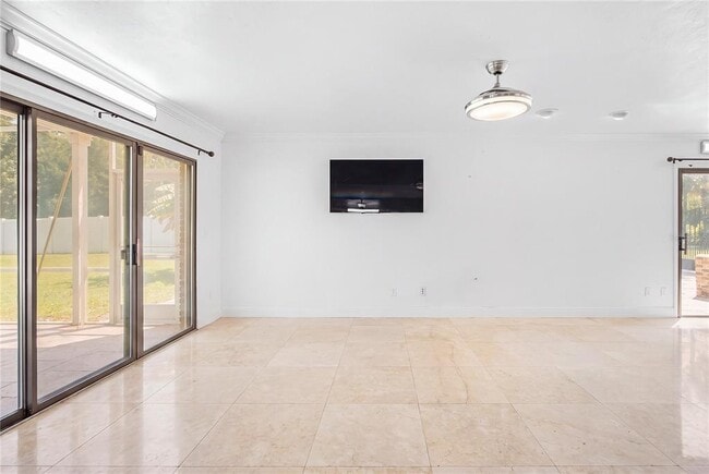 Building Photo - 433 Pelican Bay Dr