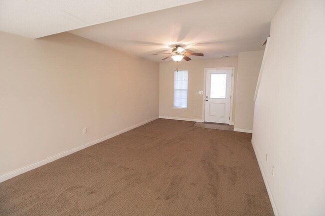 Building Photo - 4718 Dehaven Dr