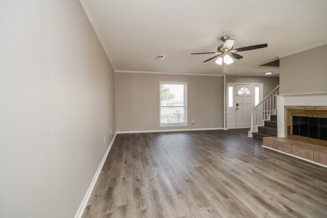 Building Photo - 17930 Cypress Spring Dr