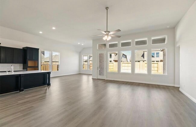 Building Photo - 423 Blue River Trl
