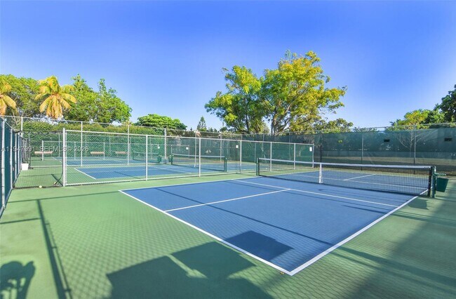 Building Photo - 3502 Bimini Ln