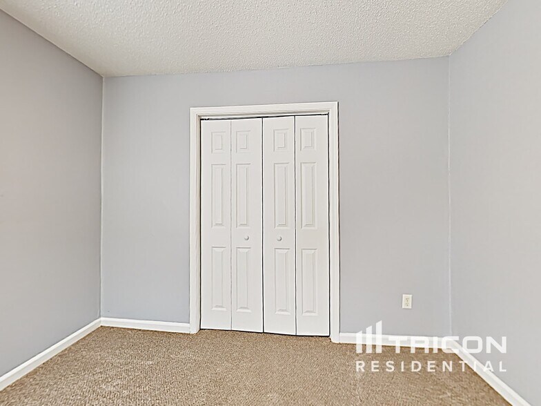 Building Photo - 2191 Tuley Dr