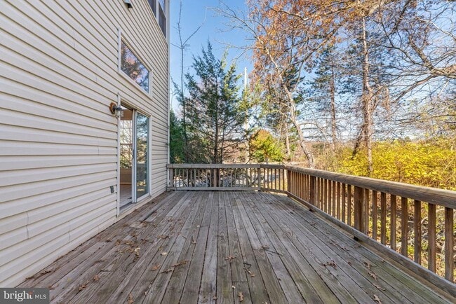 Building Photo - 2901 Mainstone Dr