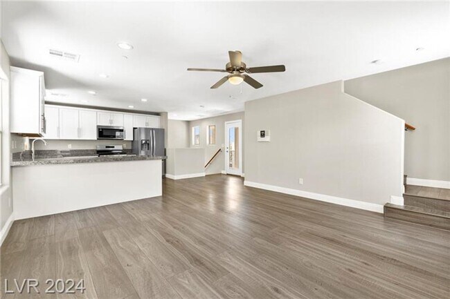 Building Photo - Completely Upgraded 3BD/2.5BA Home in Centennial Hills | Available 8/1