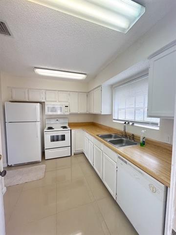 Building Photo - 4748 Old Bent Tree Ln