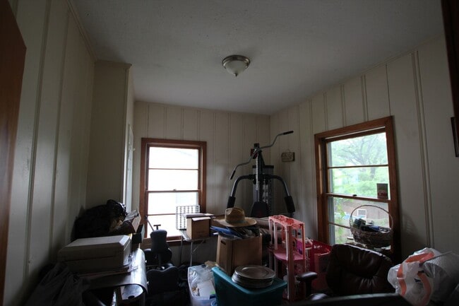 Building Photo - Coming Soon! Spacious 4 Bedroom 2 Bath Home!