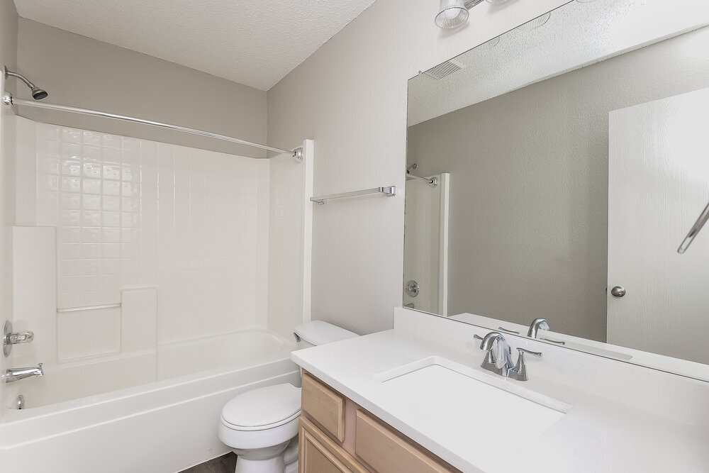 Building Photo - 10233 Tustin Terrace