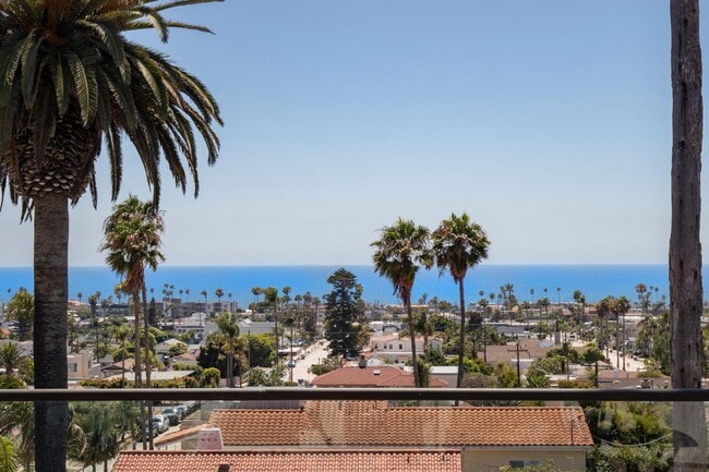 Building Photo - Prestigious Ocean View Retreat – Fully Rem...