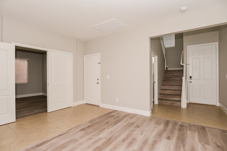 Building Photo - 9021 Norwood Creek Rd