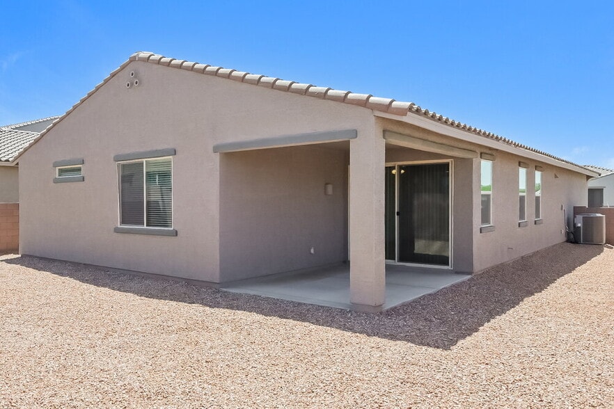 Building Photo - 12174 W Charismatic Dr