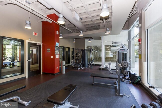 Building Photo - 800 4th St SW