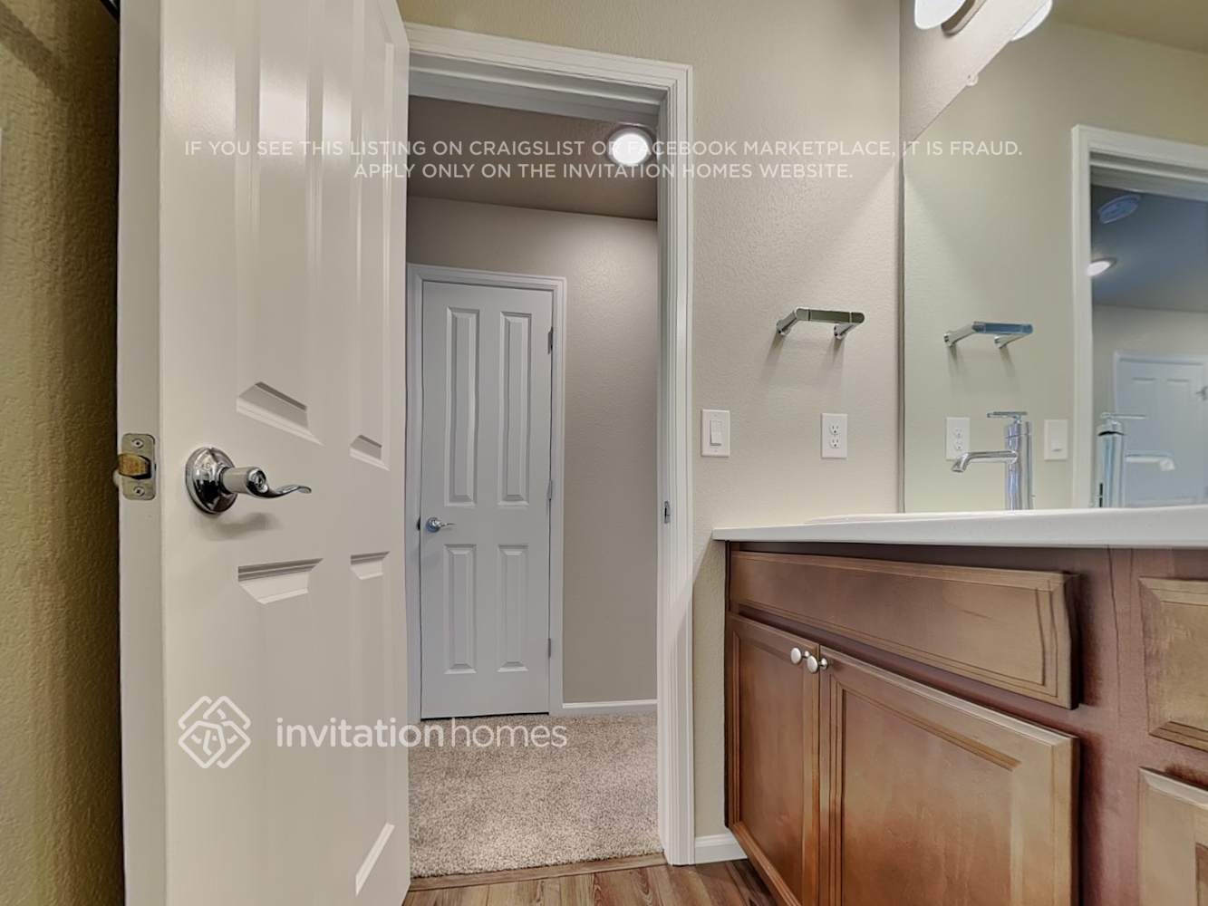 Building Photo - 6270 Bobolink Trl