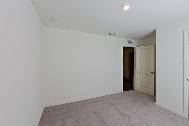 Building Photo - 4020 Garden Blvd