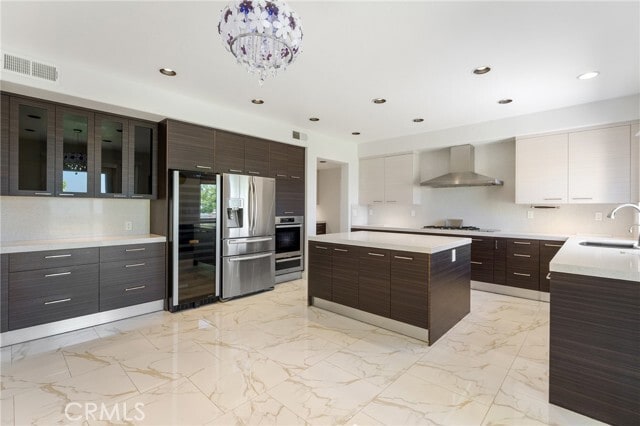 Building Photo - 2528 N San Miguel Dr