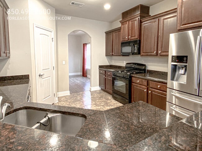 Building Photo - 609 Royal Troon Cir