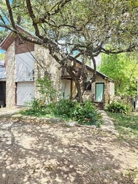 Building Photo - 2502 Jones Rd