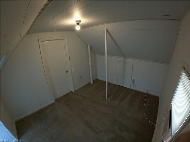 Building Photo - 5905 Hampton Blvd